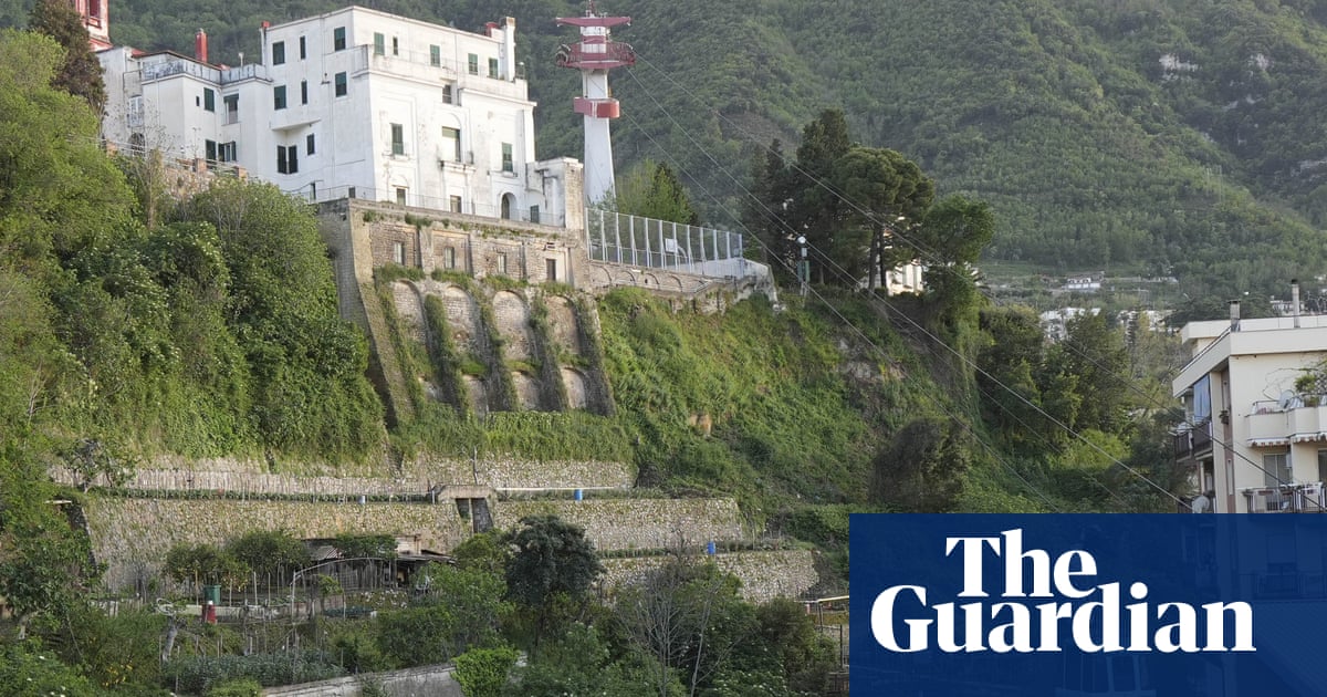 British woman among four killed in Italian cable car crash