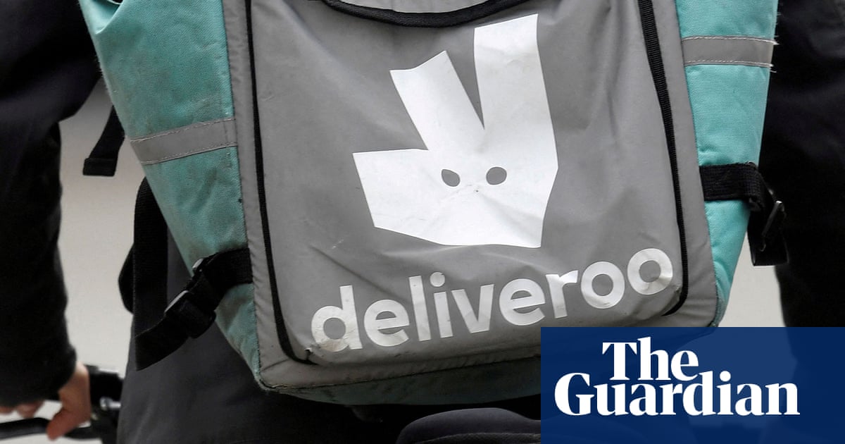 Deliveroo extends its range adding new partner WH Smith’s products