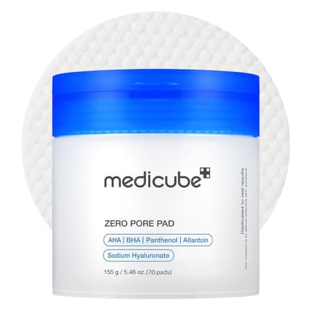 product image of white and blue tub of toner pads