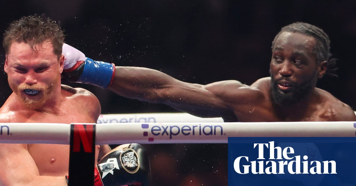 Terence Crawford stuns Canelo Álvarez to become undisputed super middleweight champion