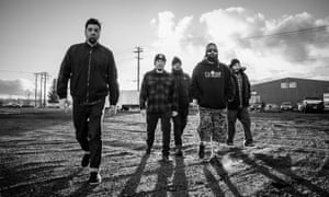 beauty versus aggression after tragedy deftones enter their