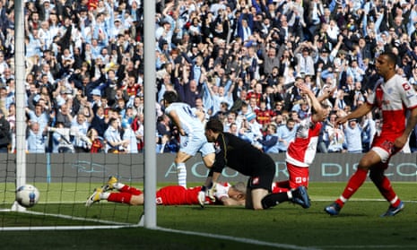 Sergio Agüero scores the goal that won Manchester City the 2011-12 Premier League title in stoppage time.