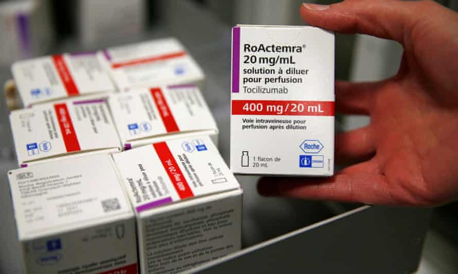 Rheumatoid Arthritis Drug Appears To Help Covid Patients In Icu Coronavirus The Guardian Rheumatoid Arthritis Drug Appears To Help Covid Patients In Icu Coronavirus The Guardian