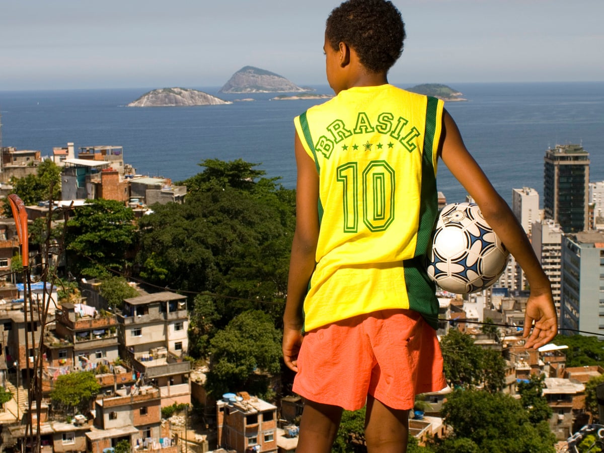 World Cup Spotlights Brazil S Great Players And Their Single