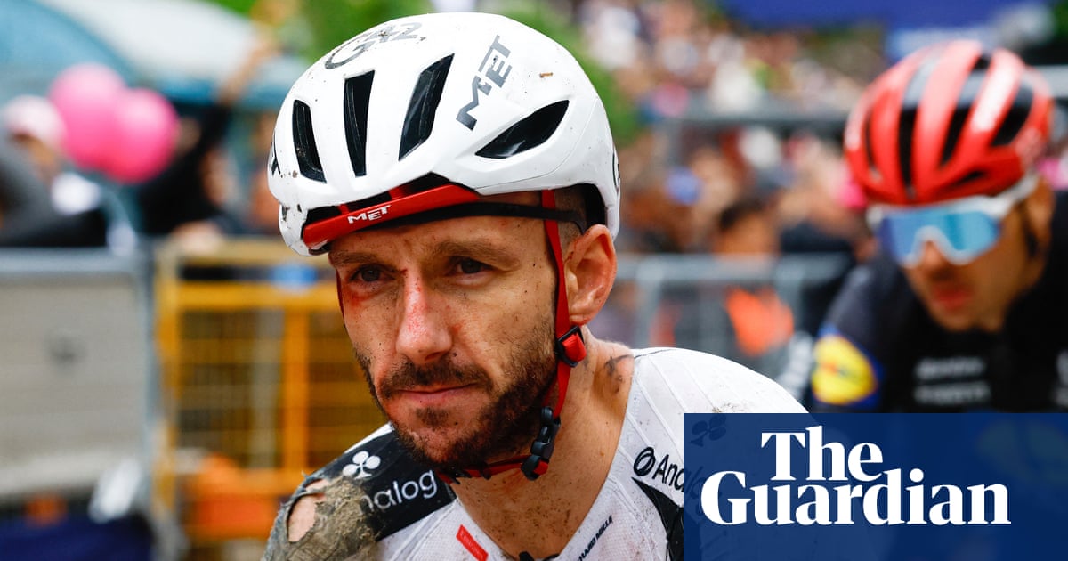 Adam Yates pulls out of Giro d’Italia after 30-rider crash on stage two