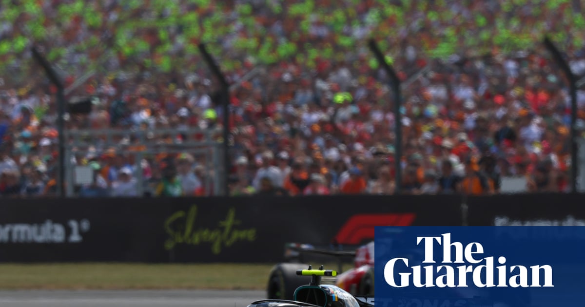 Kimi Antonelli denies Lewis Hamilton in action-packed British GP sprint race