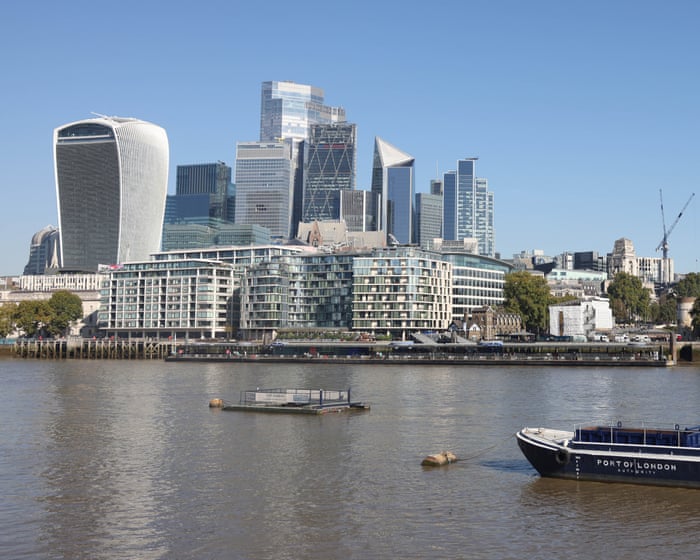 Banker bonuses to be paid faster after UK regulators loosen rules