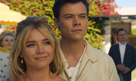 Florence Pugh and Harry Styles in Don’t Worry Darling