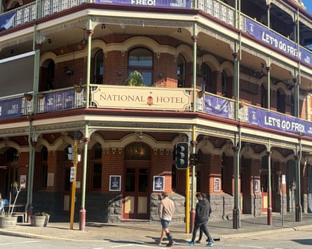 National Hotel throws its support behind Fremantle during the 2026 AFL finals