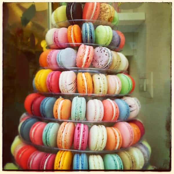 A stack of multicoloured macaroons
