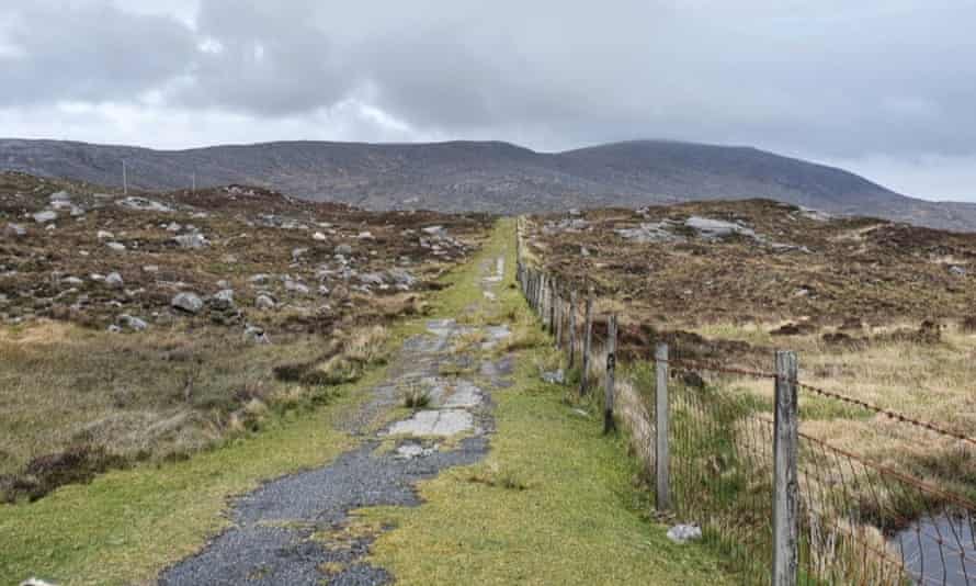 Coffin Road, Harris