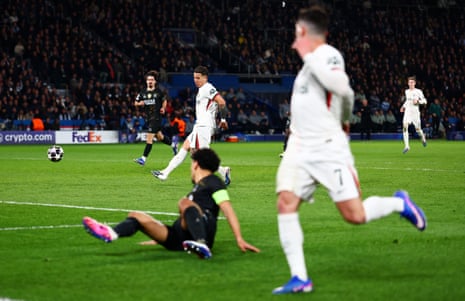 Enzo Fernandez scores!