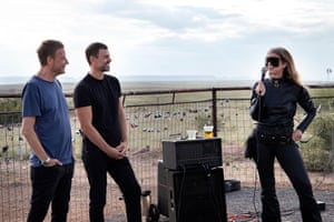 elmgree, dragset in conversation