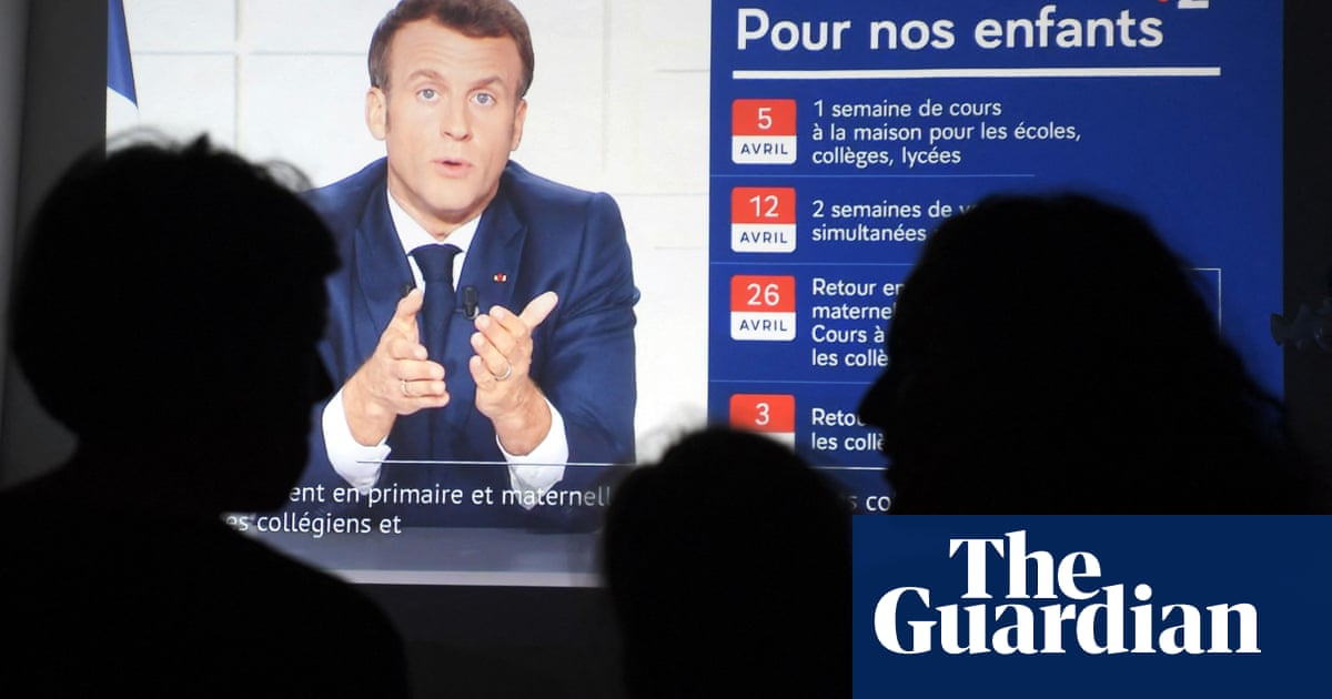France to close schools and stop domestic travel after Covid surge