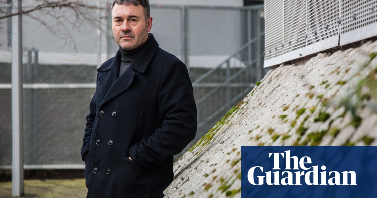 Kovacs Coat Altered Carbon Kovacs Coat Altered Carbon