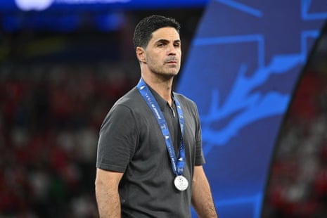 Mikel Arteta looks dejected after the Champions League Final