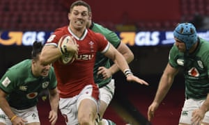 George North goes over for Wales.