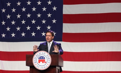 Ron DeSantis speaks at the Republican Party of Iowa 2023 Lincoln Dinner in Des Moines on Friday.