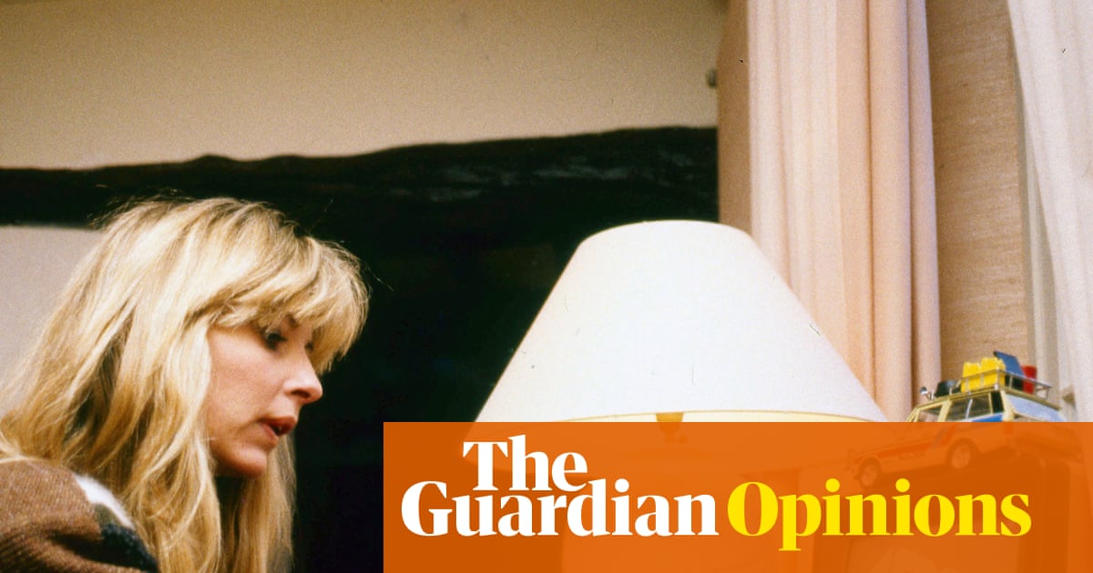 If France could lead the world with Minitel in the 1980s, surely Europe can free itself from Silicon Valley’s shackles now? | Alexander Hurst