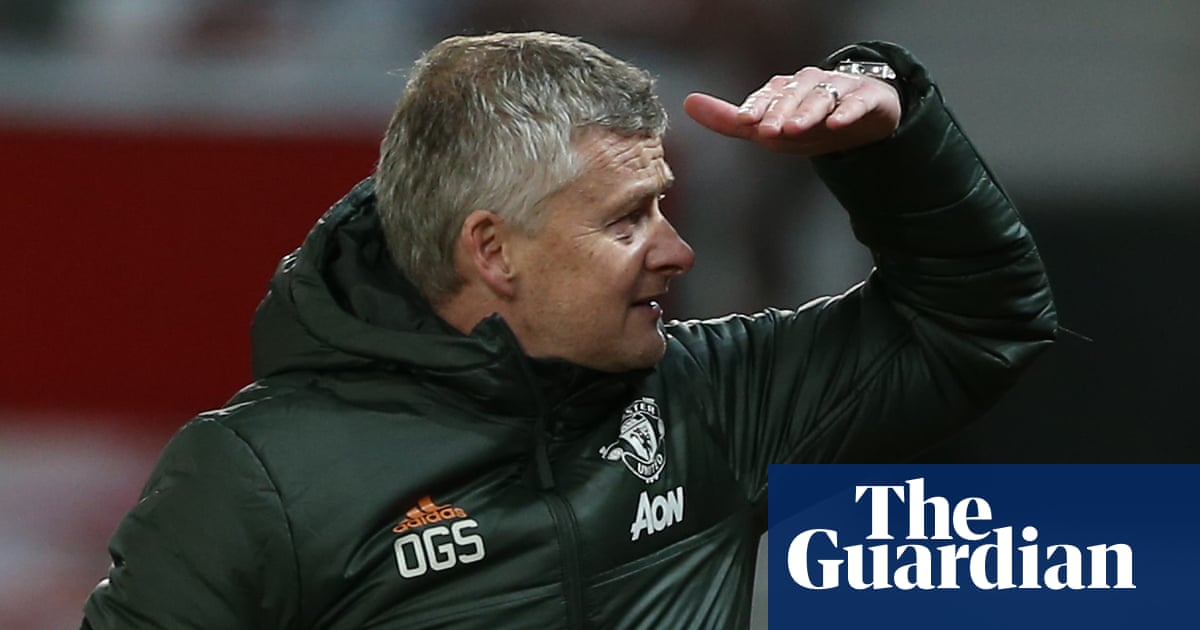 Manchester Uniteds Solskjær says his players must learn how to handle praise