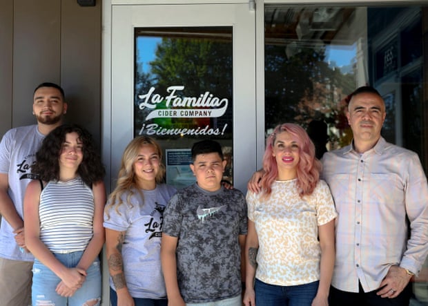 La Familia’s Gonzalez family (left to right): Jay Jay, Soleil, Jazzelle, Armani, Shani and José.