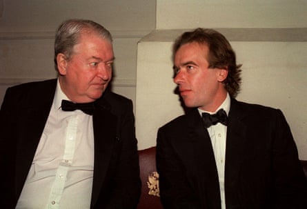 Martin Amis with his father, Kingsley Amis, at the Booker Prize award ceremony at the Guildhall, London, 1991.