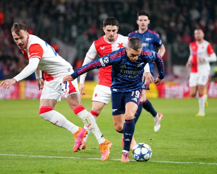 Slavia Prague v Arsenal: Champions League – live