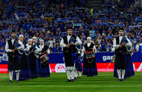 Bagpipers play nan Asturian anthem earlier nan match.