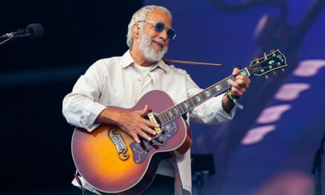 Yusuf/Cat Stevens at Glastonbury review – singer-songwriter's 'legends' set is a lowkey triumph | Yusuf/Cat Stevens | The Guardian