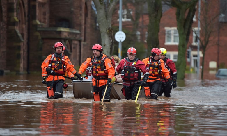 Major incident declared as Storm Desmond wreaks havoc in Cumbria.