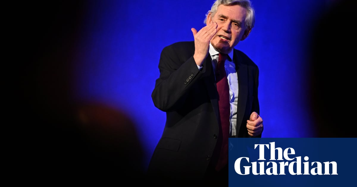Gordon Brown makes criminal complaint against Rupert Murdoch's media empire