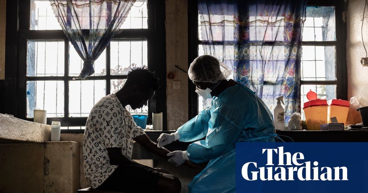 Ebola, Hantavirus Conspiracy Theories Expose Fault Lines of Inequality and Mistrust