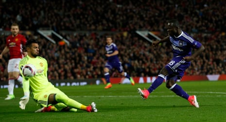 Sergio Romero saves from Frank Acheampong.