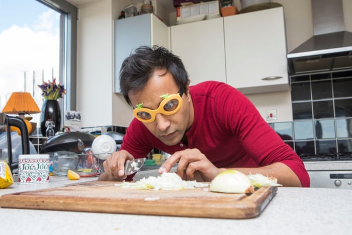 Kitchen gadgets review: onion goggles – my eyes are dry as a