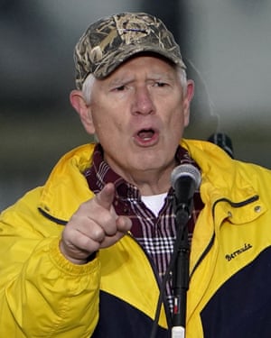 Mo Brooks.