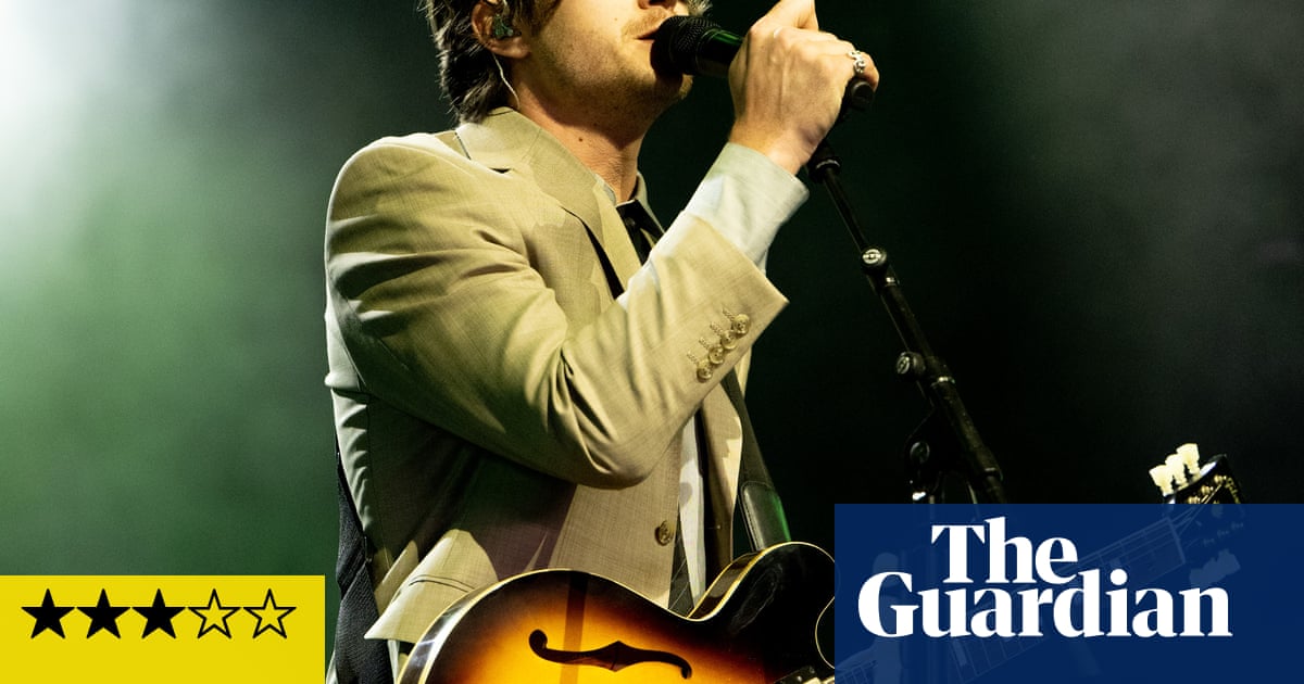 Djo review Joe Keery mixes genres in an endearing, if uneven, Brooklyn set