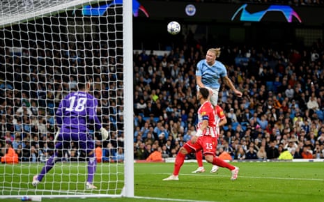 Haaland's header hits the crossbar