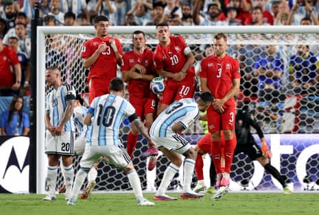 Messi’s free-kick hits the wall