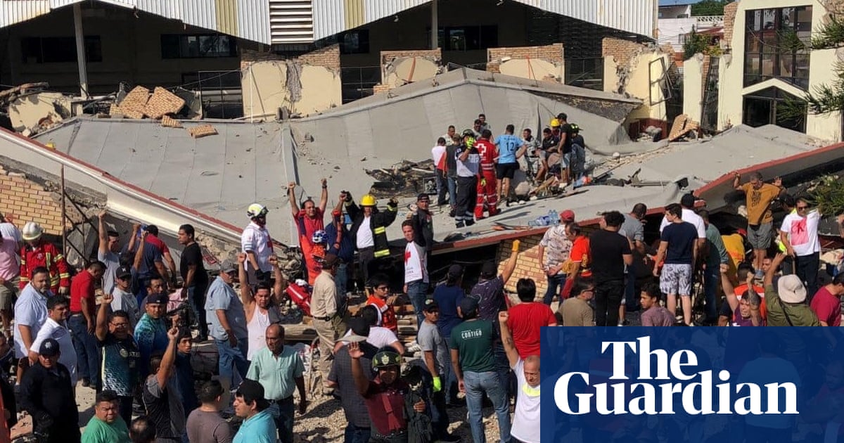 Mexico church roof collapses during mass, killing at least nine killed and injuring 50