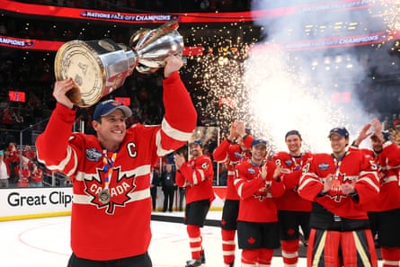 Sidney Crosby of Team Canada celebrates with his teammates after Thursday’s win in Boston.