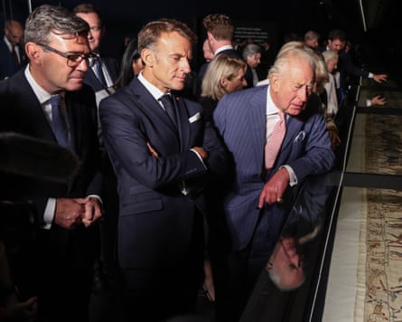 British prime minister Andy Burnham, French president Emmanuel Macron and Britain’s King Charles attend a preview event for the Bayeux tapestry exhibition at the British Museum