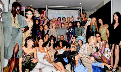 fashion week dress up What to wear to Fashion Week?