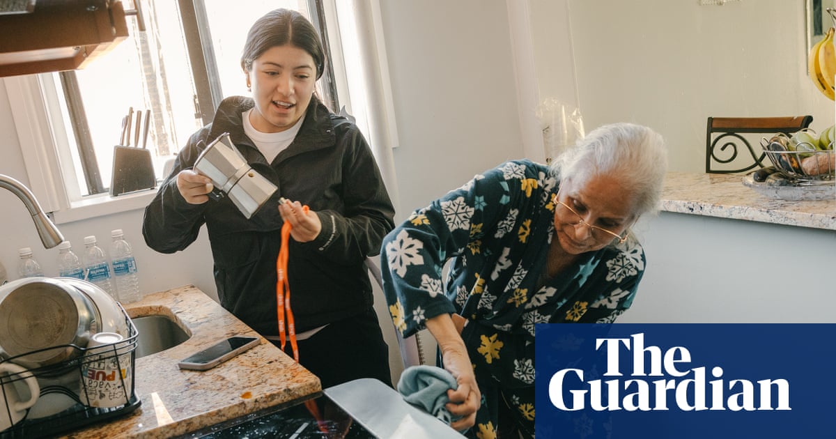 स्वच्छ ऊर्जा को बढ़ावा देने के लिए न्यू यॉर्क के हजारों लोग इंडक्शन स्टोव के लिए गैस क्यों बदलते हैं: ‘यह समझ में आता है’