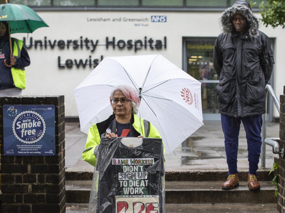 Nhs Looks Into Taking Bame Staff Off Frontline For Their Safety World News The Guardian