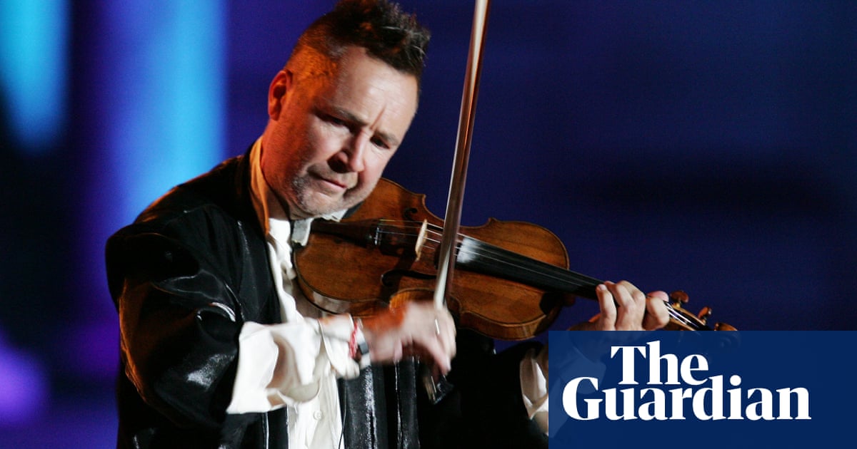 Violinist Nigel Kennedy cancels concert after Classic FM stops Hendrix tribute