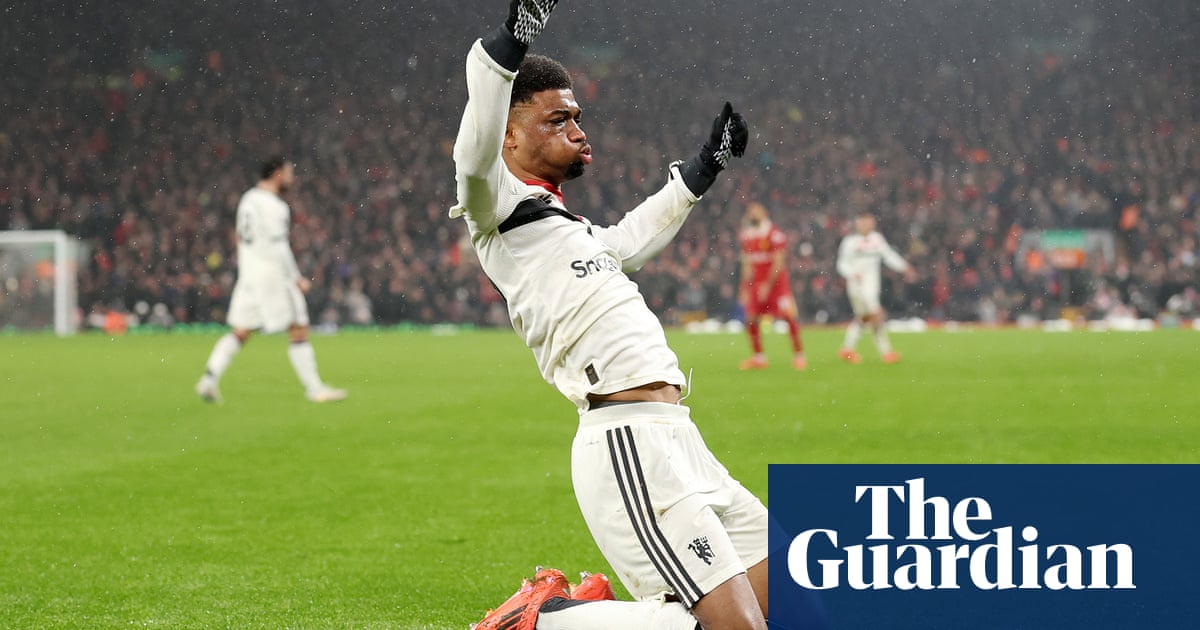 Amad Diallo's manic midfield energy gives Manchester United an air of hope | Barney Ronay