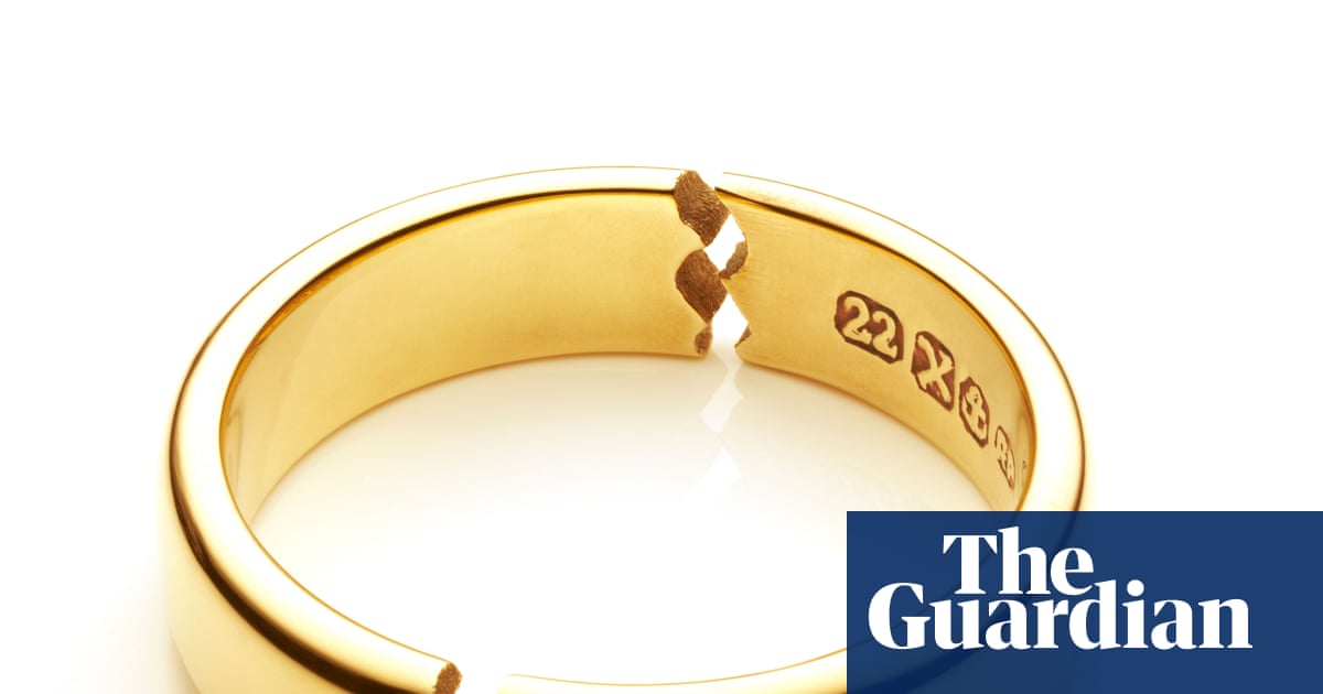 Divorce rings: why women are celebrating their breakups