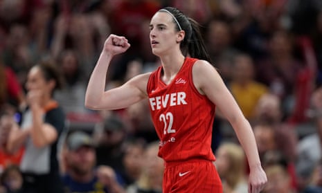Caitlin Clark breaks WNBA rookie assist record as Fever continue playoff push | WNBA | The Guardian