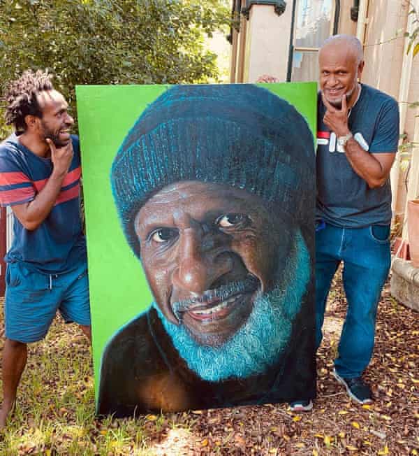 Lesley Wengembo with Mal Nabogi and his Archibald prize entry