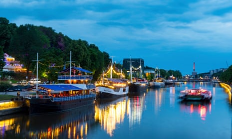 Floating restaurants on the Aura River in cental Turku. 